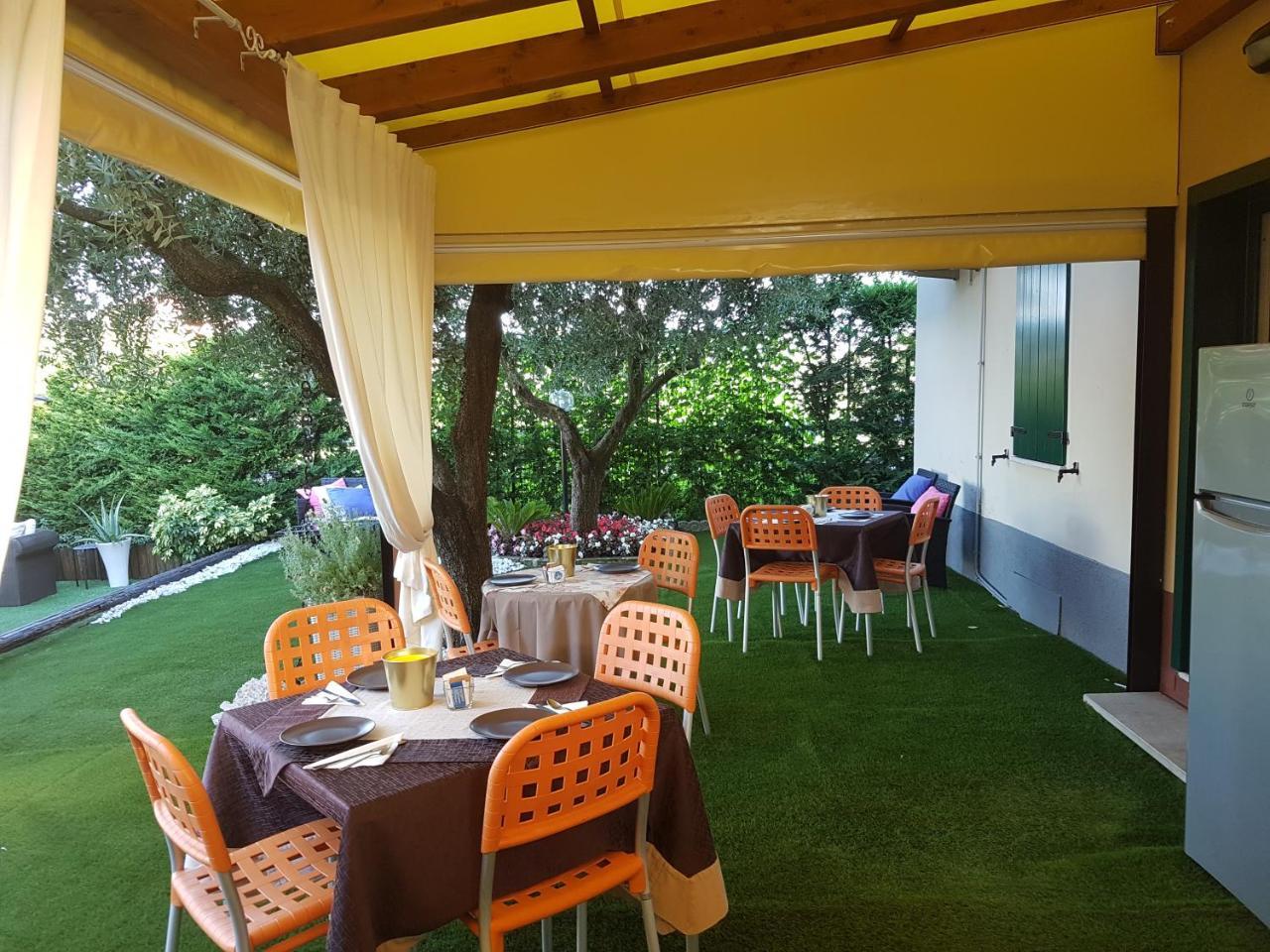 Garda Dream Hotel Lazise Bagian luar foto
